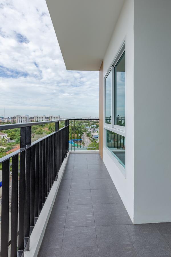 Thongchen Residence Samut Sakhon Экстерьер фото